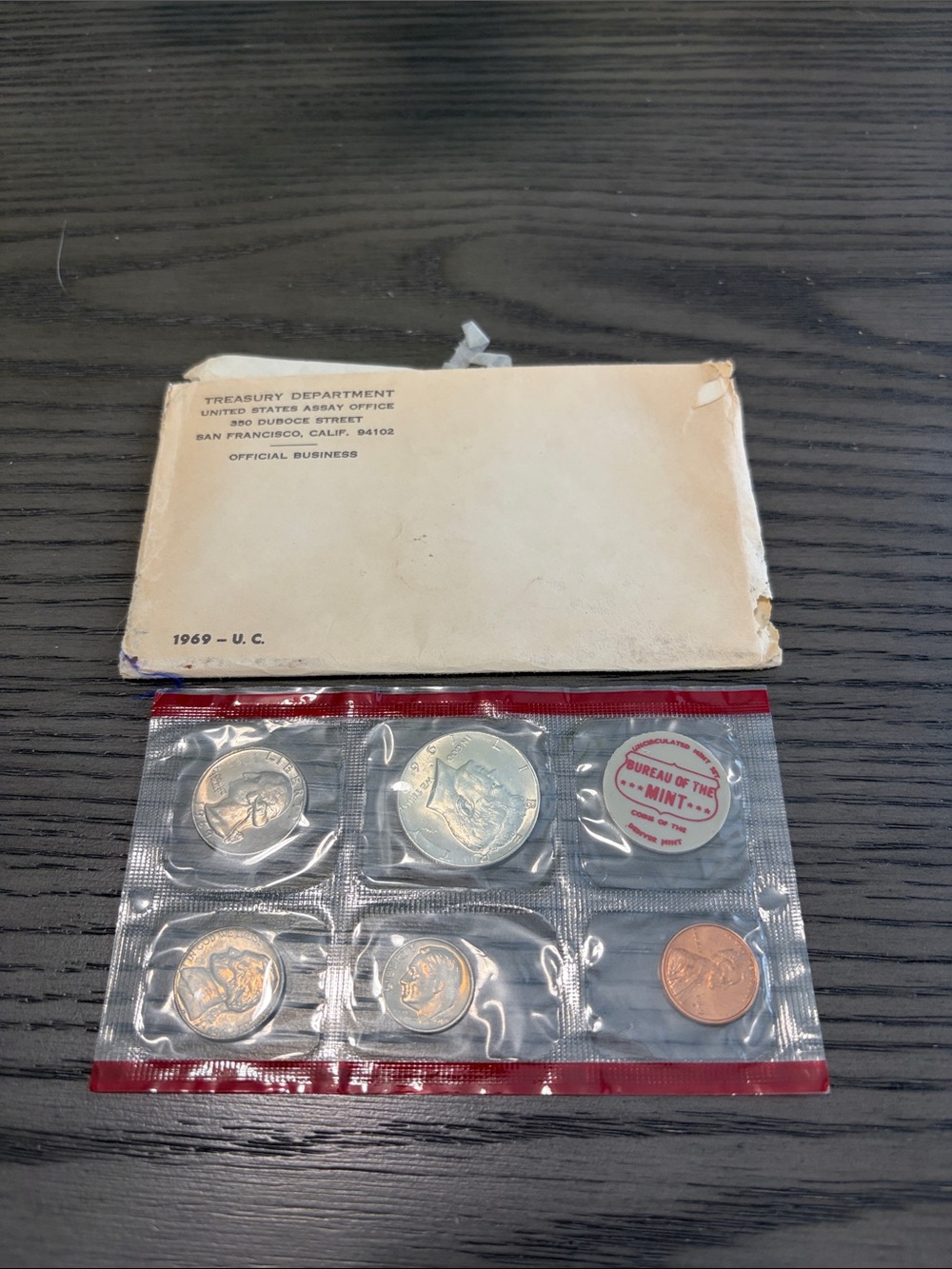 1969 U.S. Mint Uncirculated Coin Set with Envelope - Silver and Copper Tones